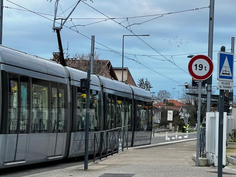 Ferienwohnung Apparemment Blagnac Proche Tram Exterior foto